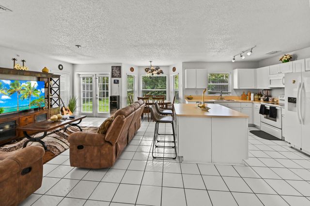 7581 BRISTOL BAY Lane, Lake Worth, FL 33467