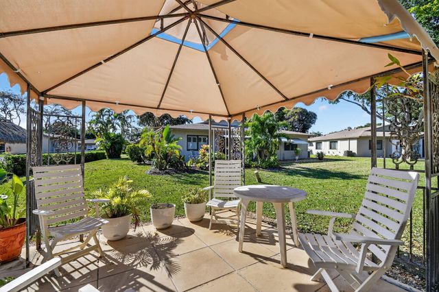 1544 Palmland Drive, Boynton Beach, FL 33436