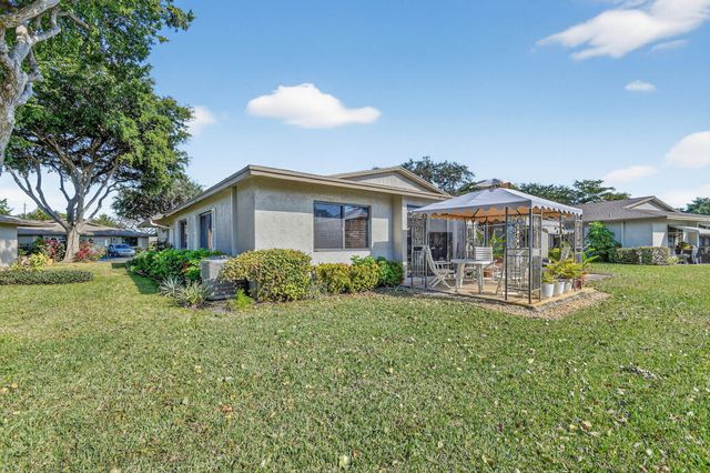 1544 Palmland Drive, Boynton Beach, FL 33436