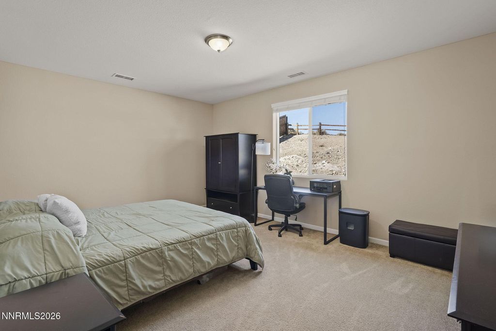 Image 15 of property listing at 556 Beckwourth Drive, Reno, NV 89506