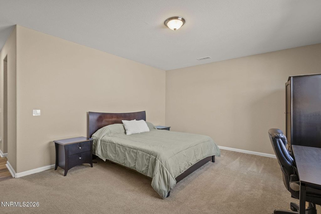 Image 16 of property listing at 556 Beckwourth Drive, Reno, NV 89506