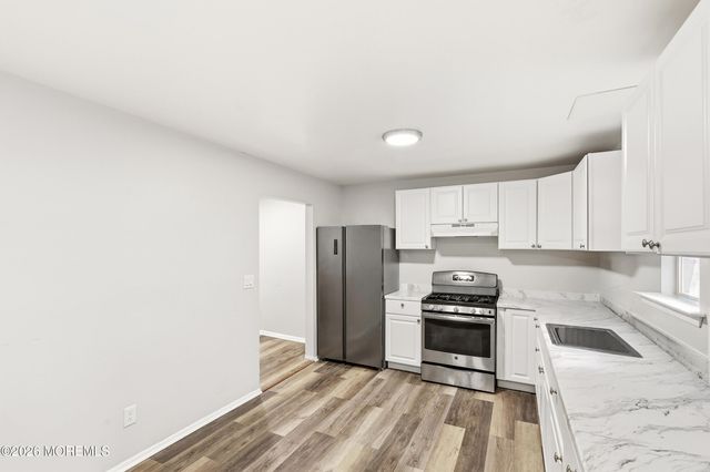 572 Davids Court, Lakewood, NJ 08701
