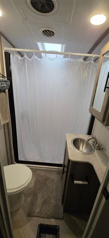 149 Green Street, New Caney, TX 77357