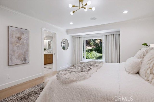 23440 Park Hacienda, Calabasas, CA 91302