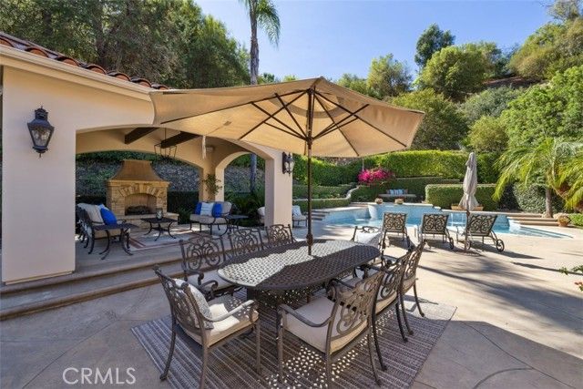 23440 Park Hacienda, Calabasas, CA 91302