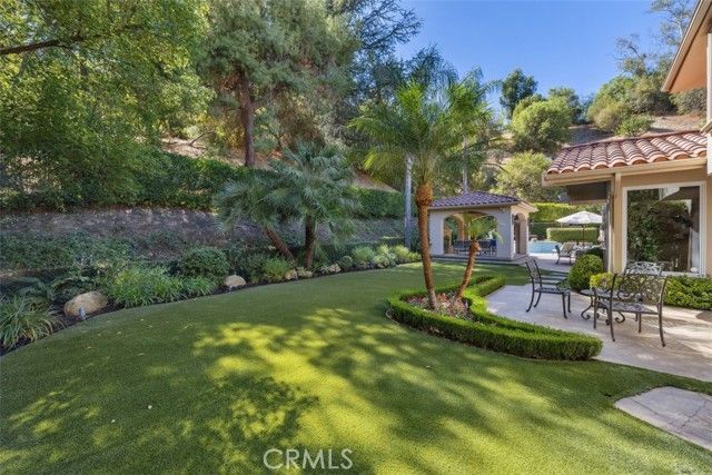23440 Park Hacienda, Calabasas, CA 91302