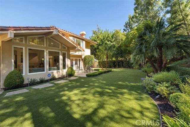 23440 Park Hacienda, Calabasas, CA 91302