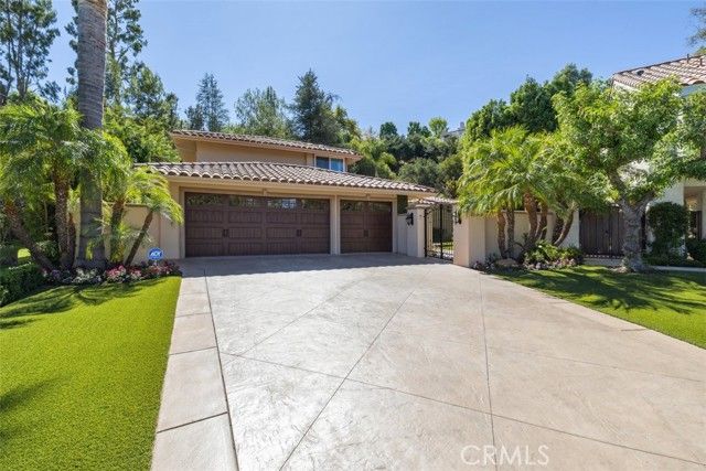 23440 Park Hacienda, Calabasas, CA 91302