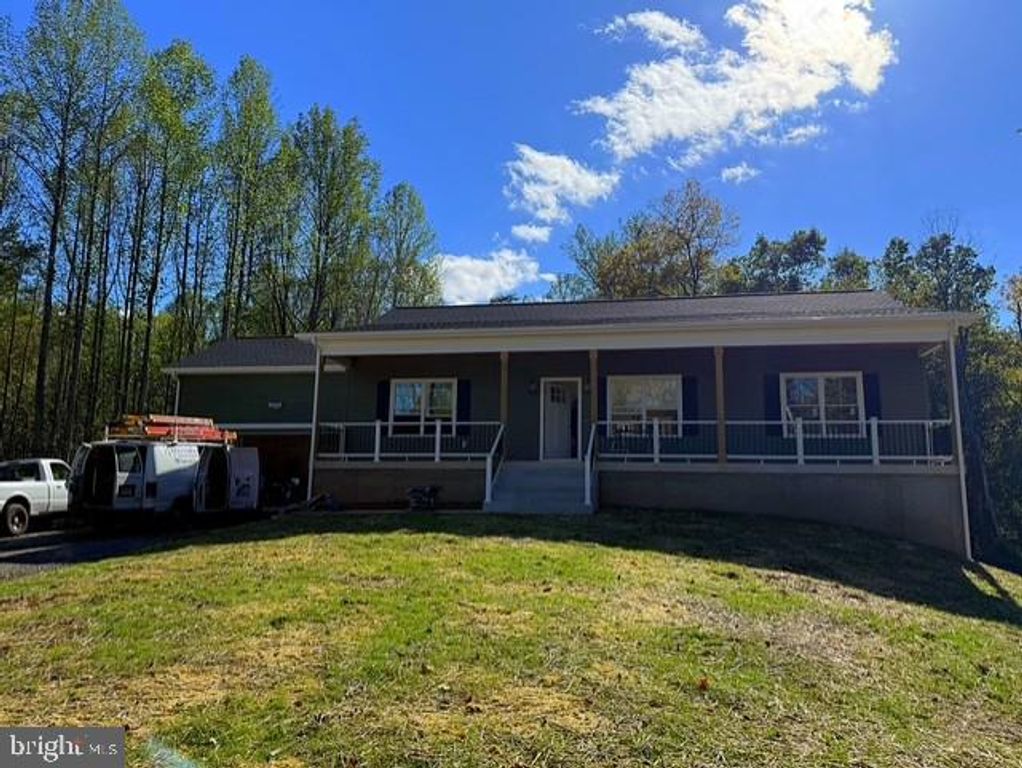 183 SLEIGH BELL LN, Madison, VA 22727