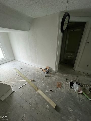 325 Harlan, Indianapolis, IN 46201