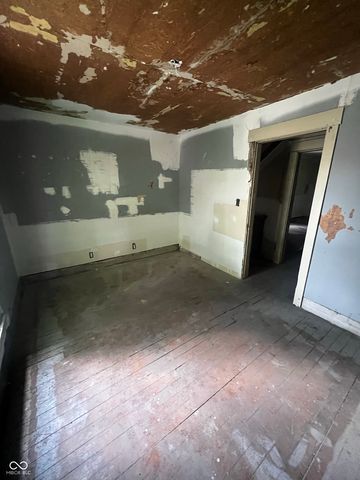 325 Harlan, Indianapolis, IN 46201