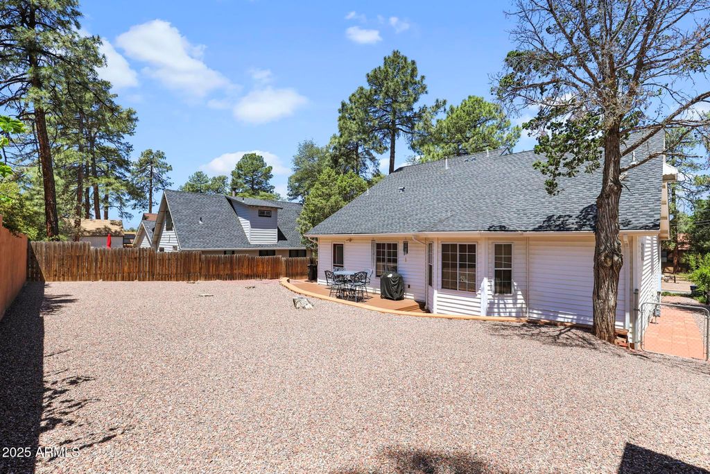 Image 26 of property listing at 107 W SHERWOOD Drive, Payson, AZ 85541