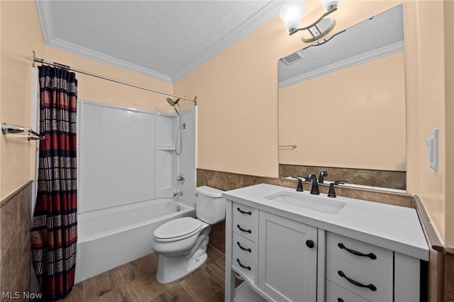 34605 Glen Drive, Eastlake, OH 44095