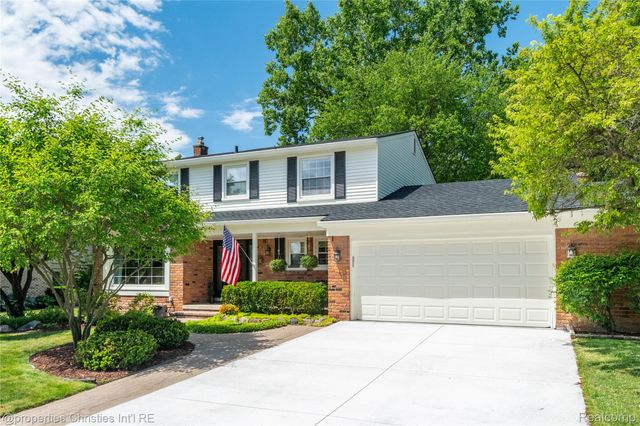 21865 N Center Street, Novi, MI 48167