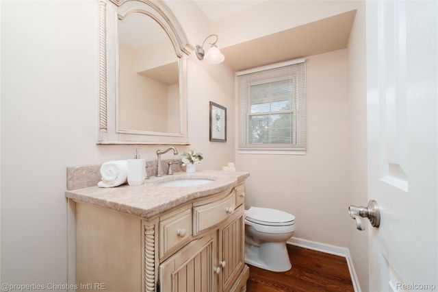 21865 N Center Street, Novi, MI 48167