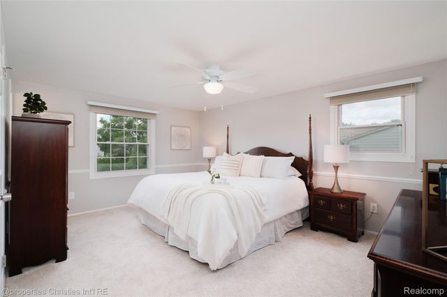21865 N Center Street, Novi, MI 48167
