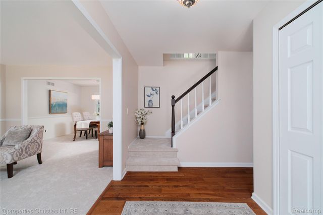 21865 N Center Street, Novi, MI 48167