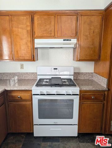 3988 Moore Street 5, Los Angeles, CA 90066