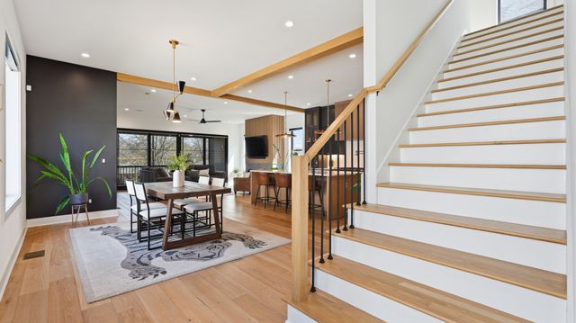 6412B Premier Dr, Nashville, TN 37209