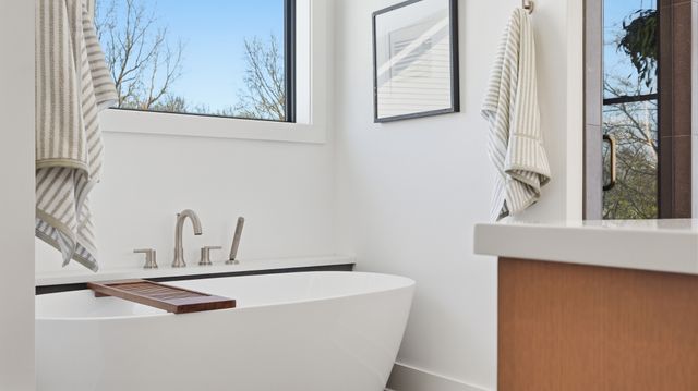 6412B Premier Dr, Nashville, TN 37209