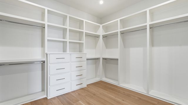 6412B Premier Dr, Nashville, TN 37209