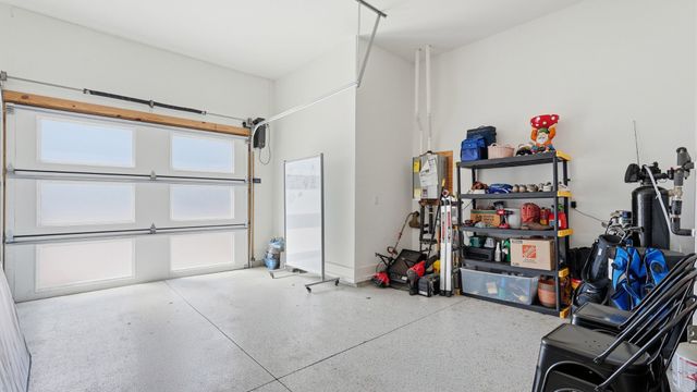 6412B Premier Dr, Nashville, TN 37209