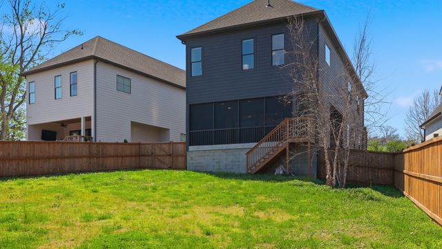 6412B Premier Dr, Nashville, TN 37209