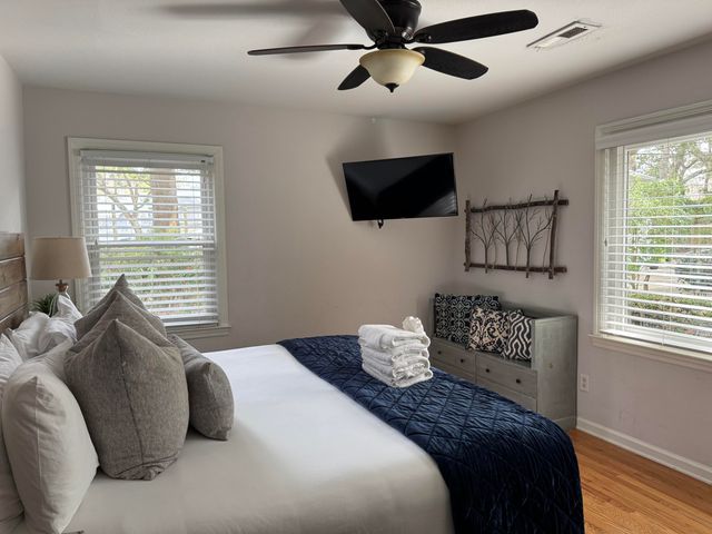 816 Bose Court, Mount Pleasant, SC 29464