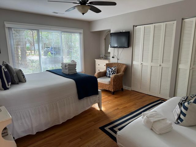 816 Bose Court, Mount Pleasant, SC 29464