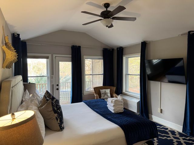 816 Bose Court, Mount Pleasant, SC 29464