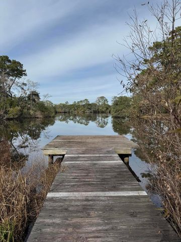 816 Bose Court, Mount Pleasant, SC 29464