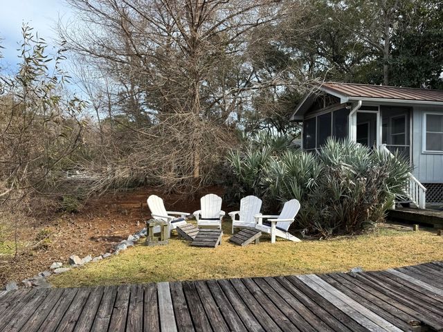 816 Bose Court, Mount Pleasant, SC 29464