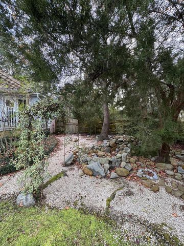 816 Bose Court, Mount Pleasant, SC 29464