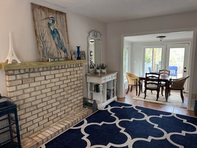 816 Bose Court, Mount Pleasant, SC 29464