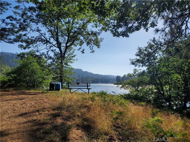 303 Ca-138, Crestline, CA 92325
