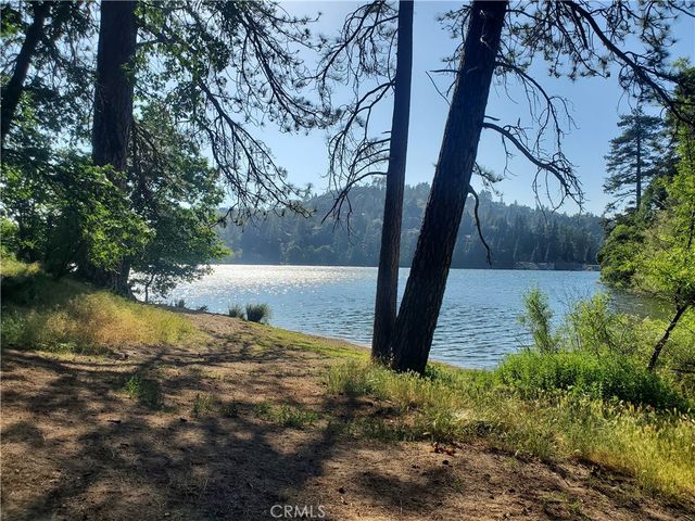 303 Ca-138, Crestline, CA 92325