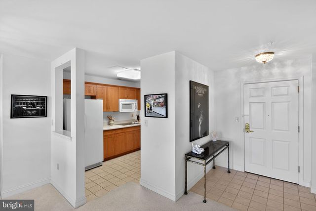 2307 WINDROW DR, Princeton, NJ 08540