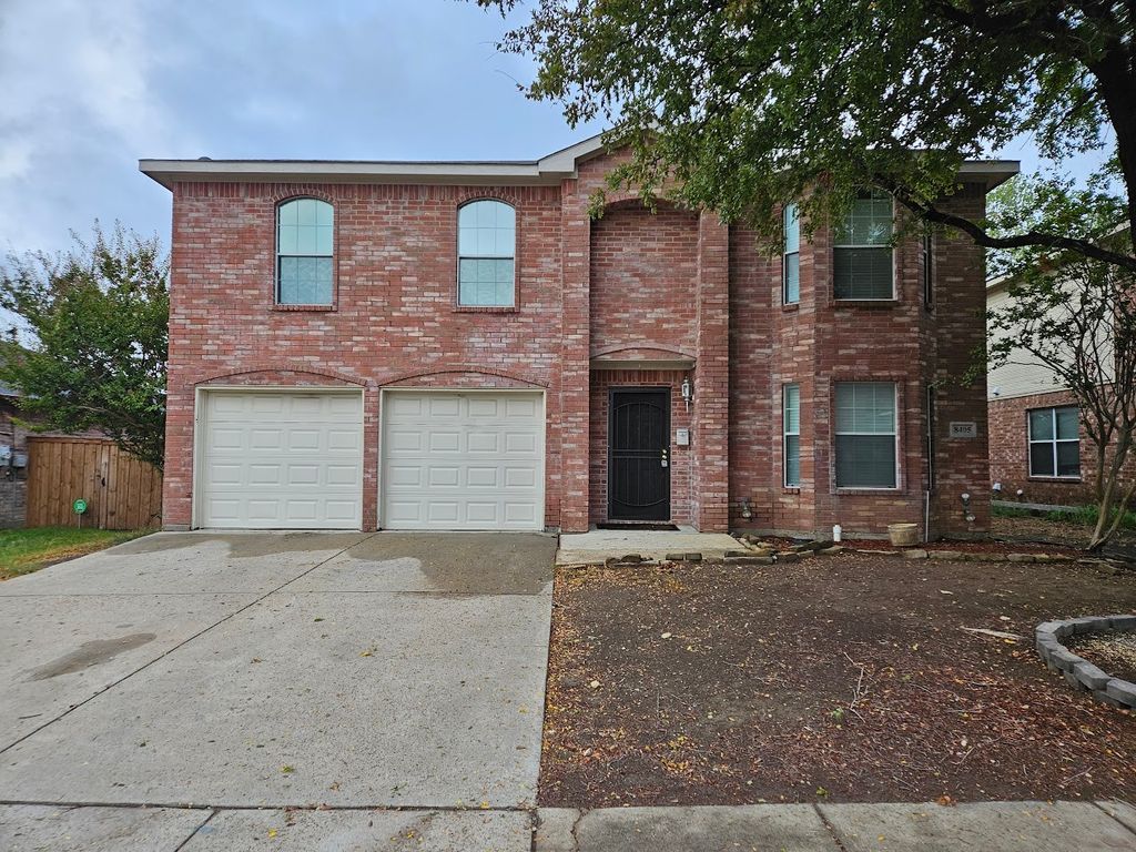 8405 Three Bars Drive, Fort Worth, TX 76179