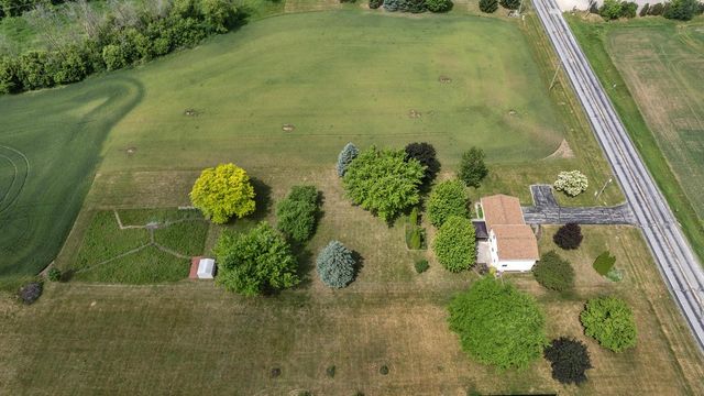 W2035 County Road Y, Chilton, WI 53014