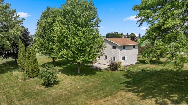 W2035 County Road Y, Chilton, WI 53014