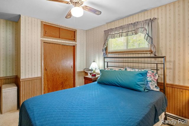 302 S Brooks Road S, Muskegon, MI 49442