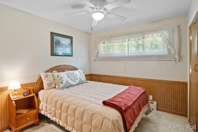 302 S Brooks Road S, Muskegon, MI 49442