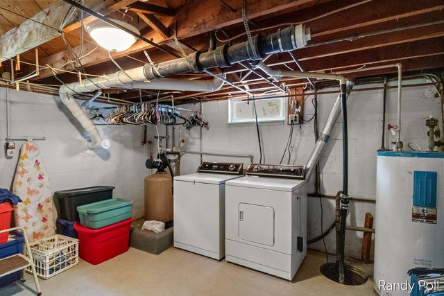 302 S Brooks Road S, Muskegon, MI 49442