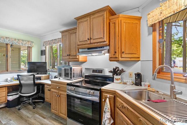 302 S Brooks Road S, Muskegon, MI 49442