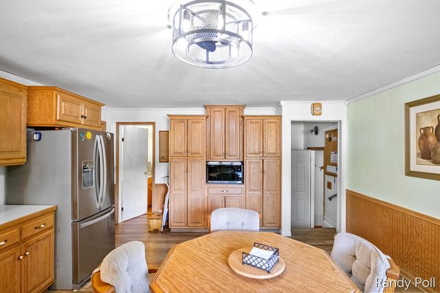 302 S Brooks Road S, Muskegon, MI 49442
