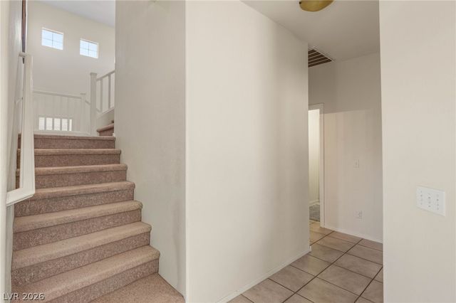 2570 Swans Chance Avenue, Henderson, NV 89052