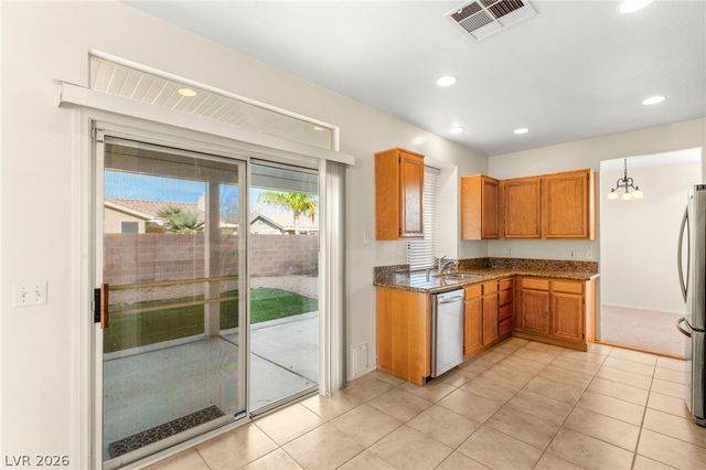 2570 Swans Chance Avenue, Henderson, NV 89052