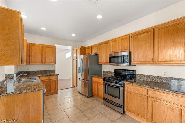 2570 Swans Chance Avenue, Henderson, NV 89052