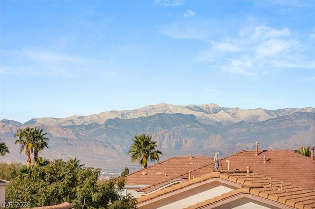 2570 Swans Chance Avenue, Henderson, NV 89052