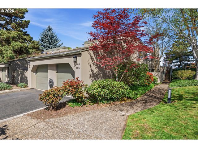 401 N TOMAHAWK ISLAND Dr 18, Portland, OR 97217